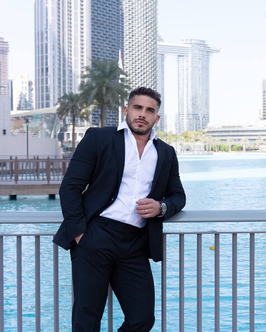 Chris Elliott — Gründer, Emirates Business Setup